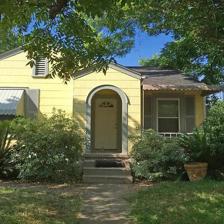Hancock Guest Cottage